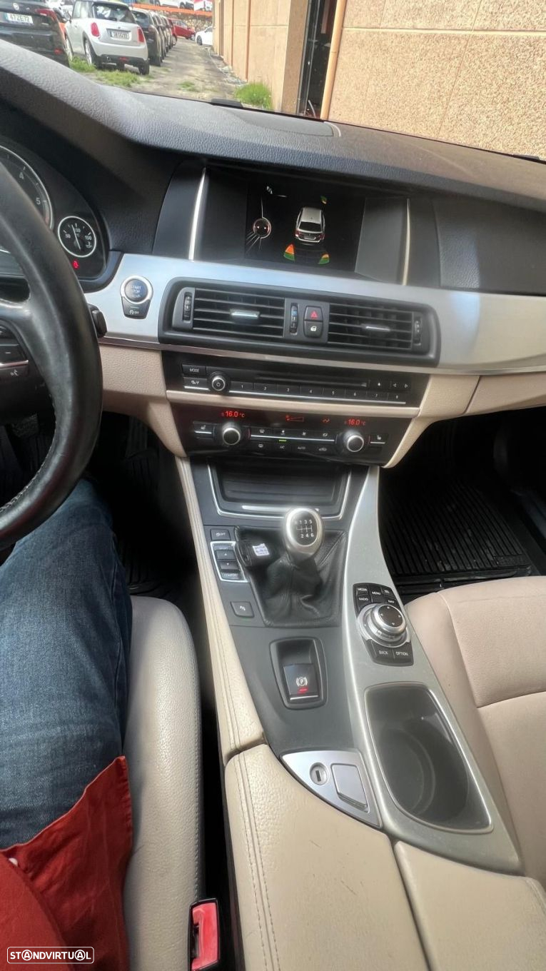 BMW 520 d Line Luxury - 10