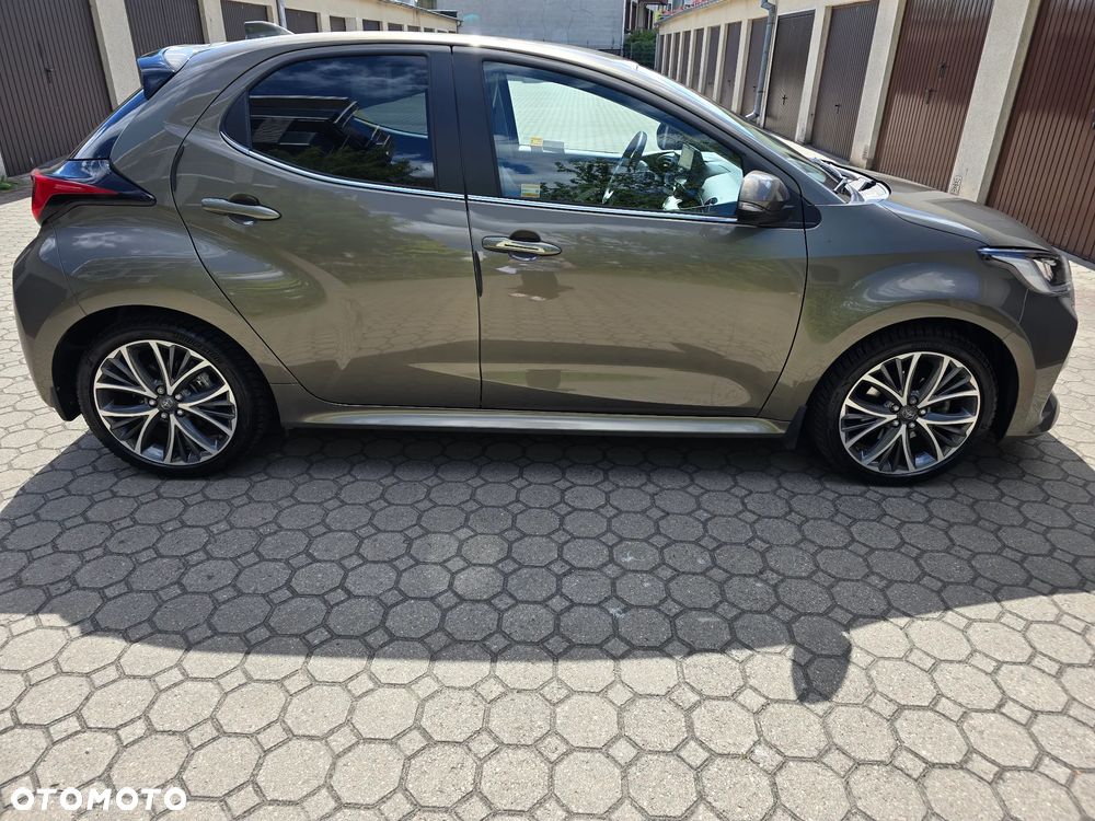 Toyota Yaris - 4