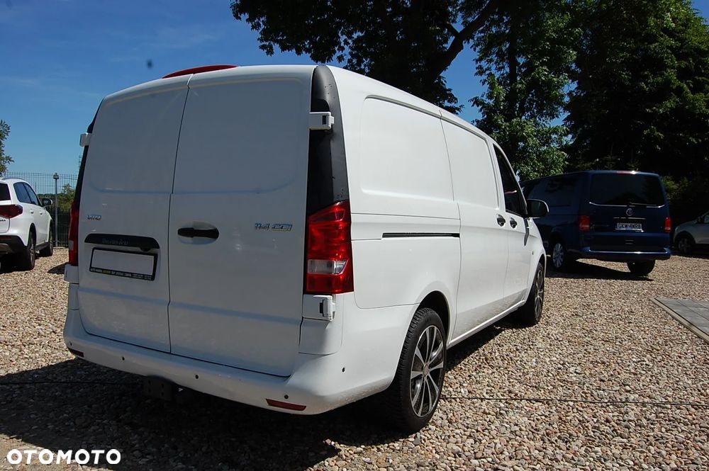 Mercedes-Benz Vito - 10