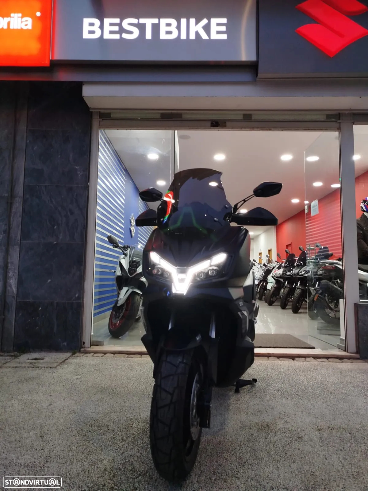 Sym ADX 300 ABS Serviço - Desde 68,27€ Mês - 6