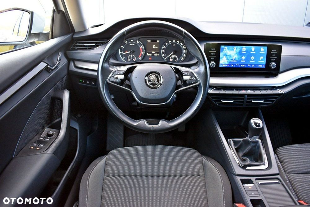 Skoda Octavia 1.5 TSI ACT Ambition - 15