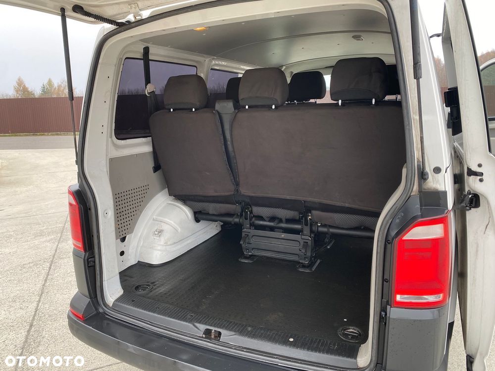 Volkswagen Transporter - 9