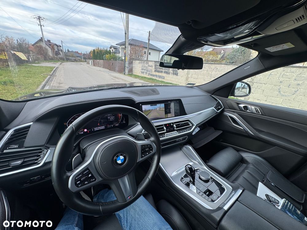 BMW X6 xDrive30d mHEV - 13