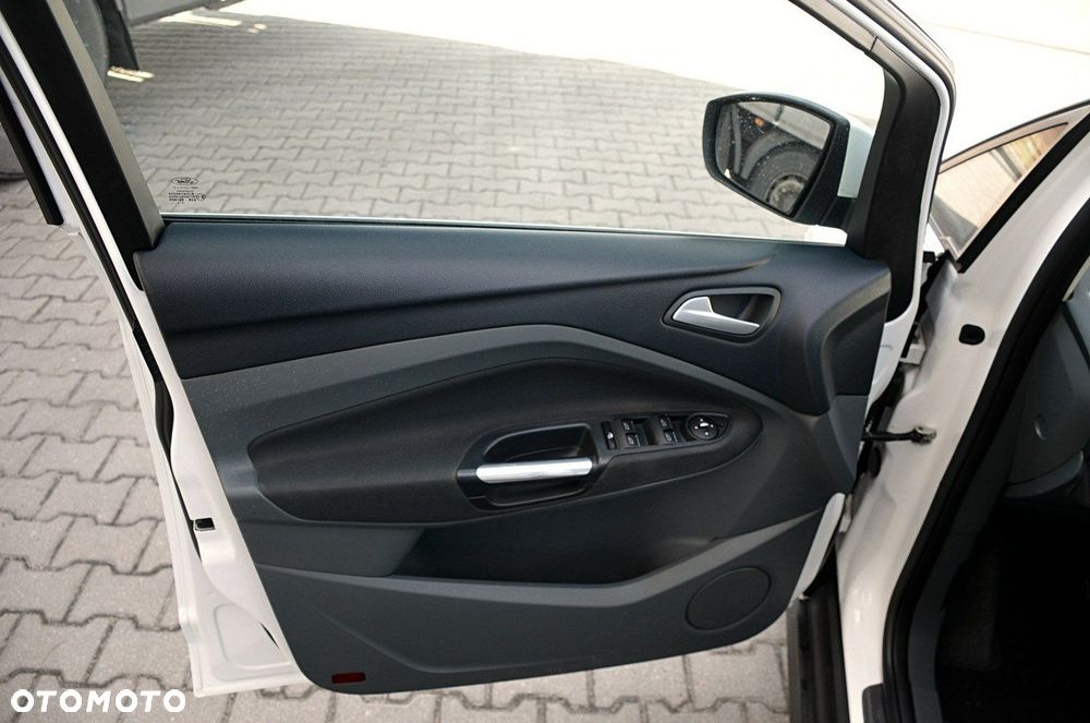 Ford C-MAX - 12