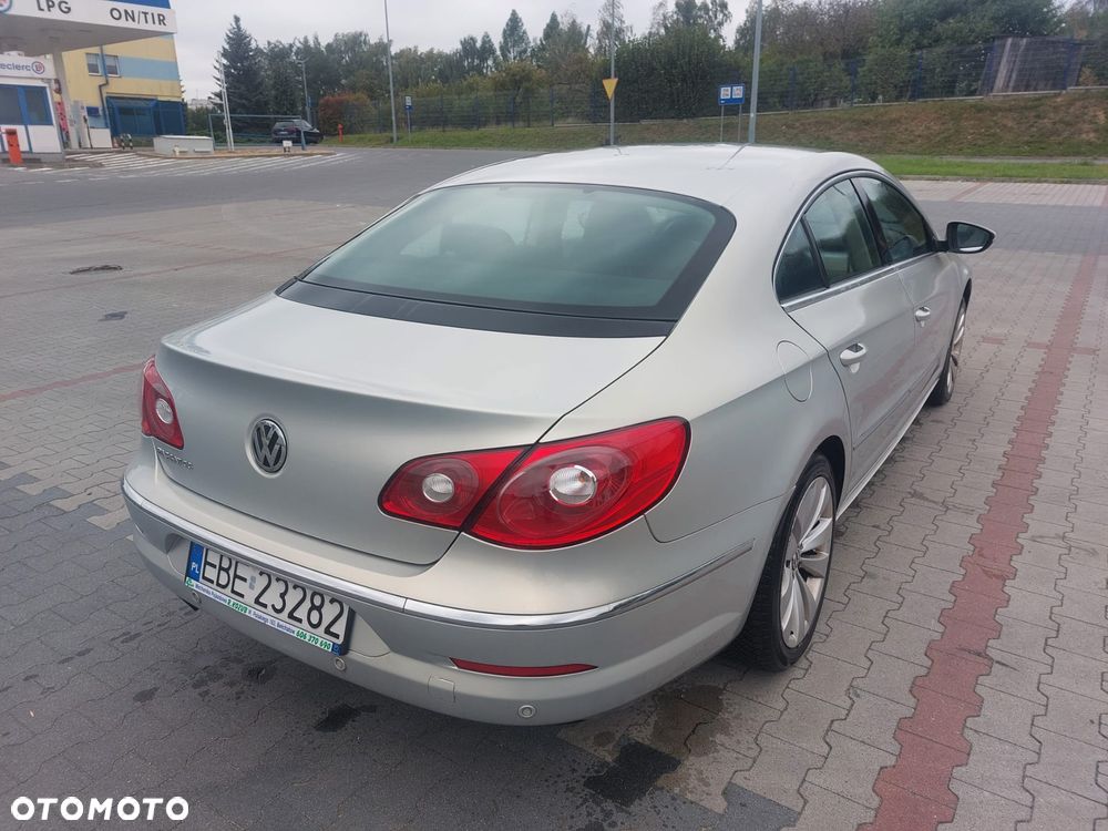 Volkswagen Passat 1.8 TSI Highline - 3