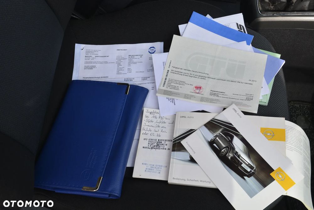 Opel Astra 1.6 Sport - 16