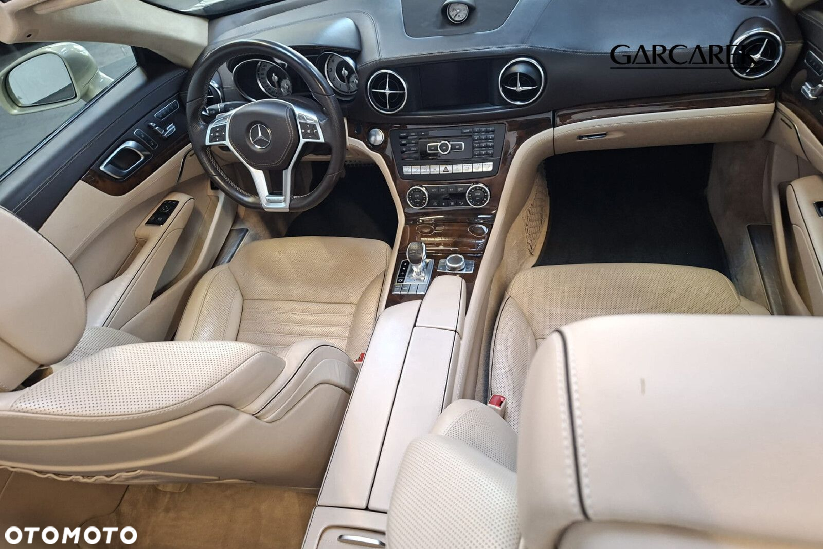 Mercedes-Benz SL - 29