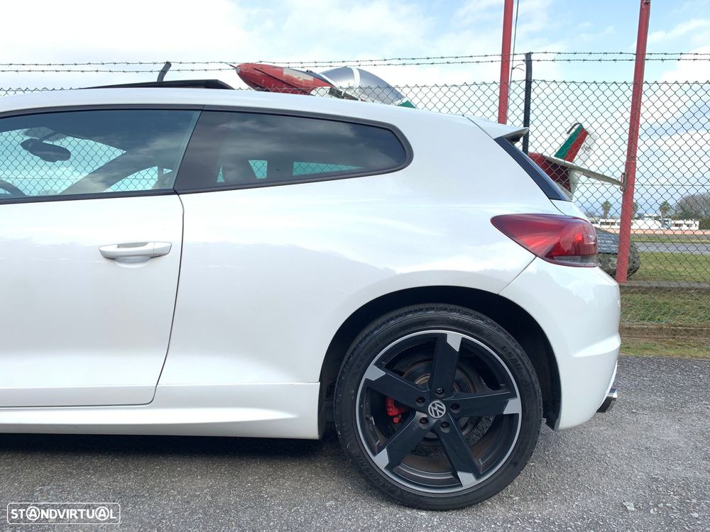 VW Scirocco 2.0 TDI GTD - 19