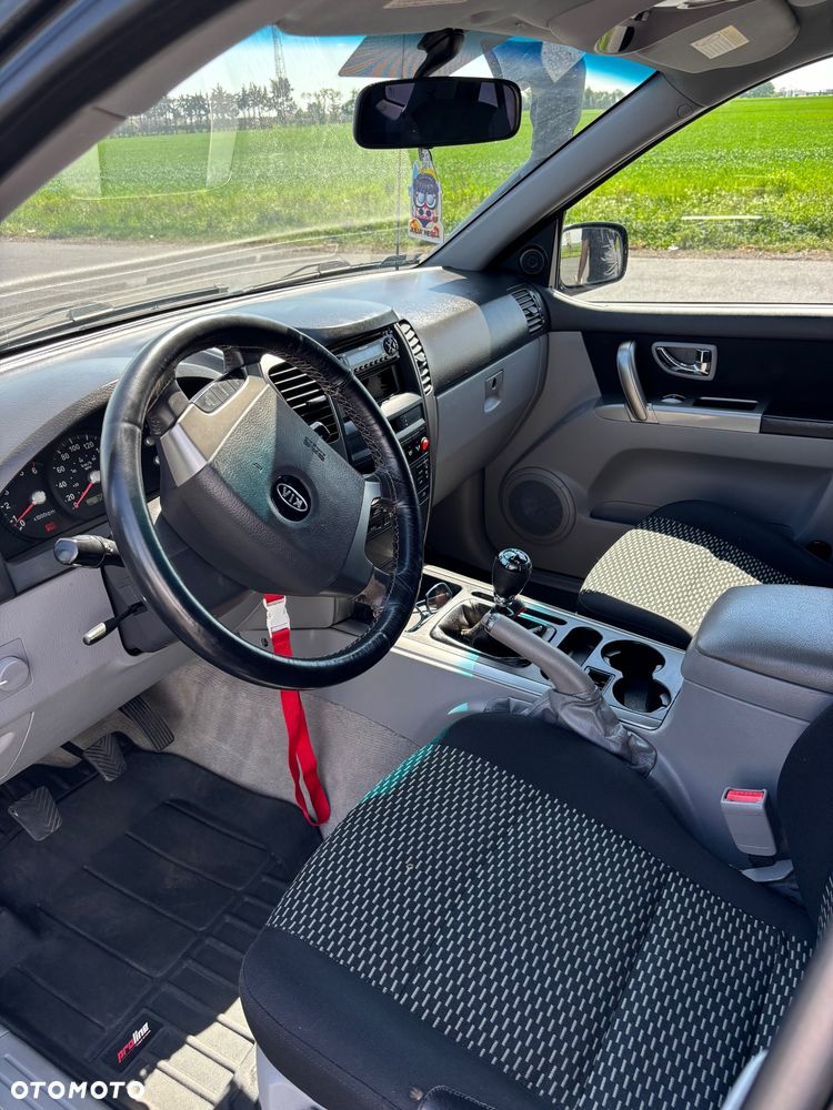 Kia Sorento 2.5 CRDi (air) - 7