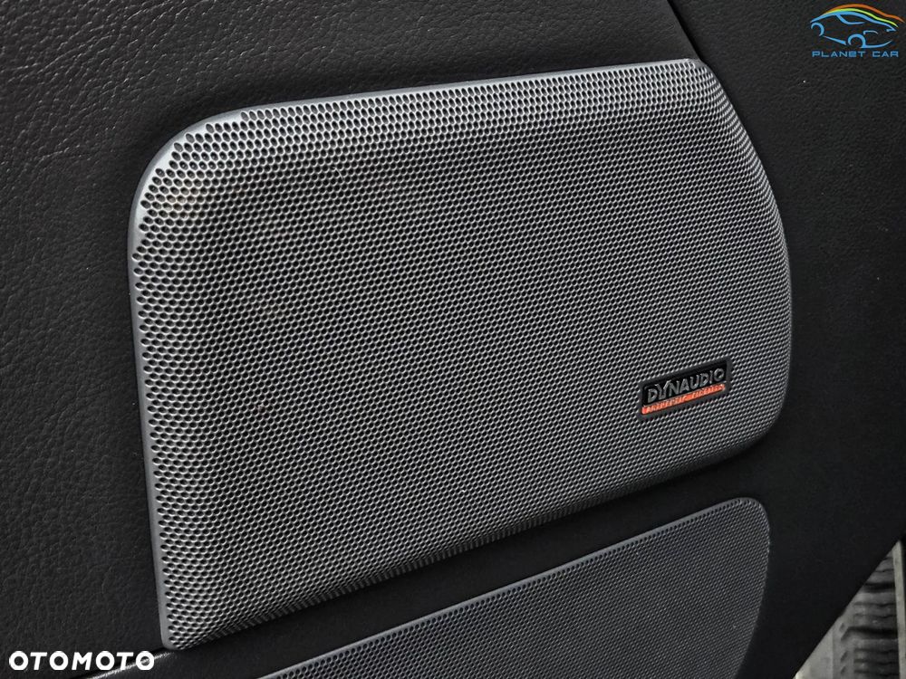 Volkswagen Multivan - 37