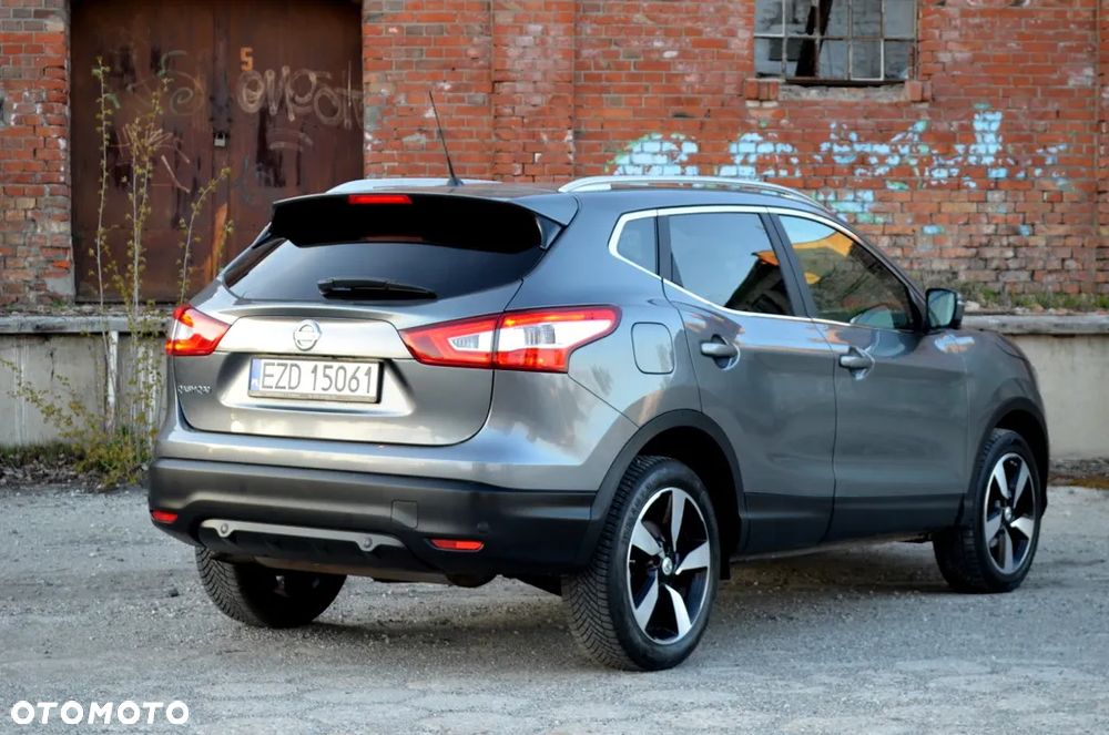 Nissan Qashqai 1.6 DIG-T N-Connecta - 6