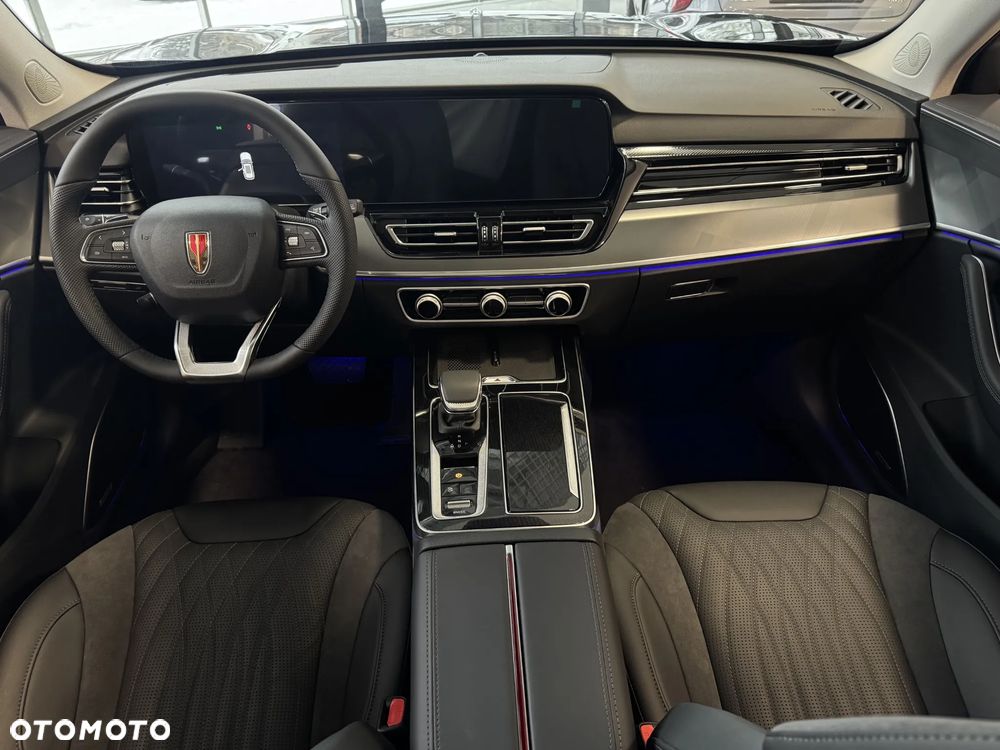 Hongqi HS5 2.0T Executive AWD - 10