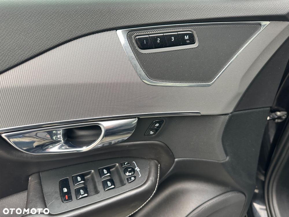 Volvo XC 90 D5 SCR AWD Inscription - 12