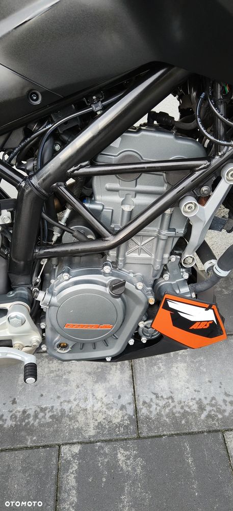 KTM Duke 125 - 9
