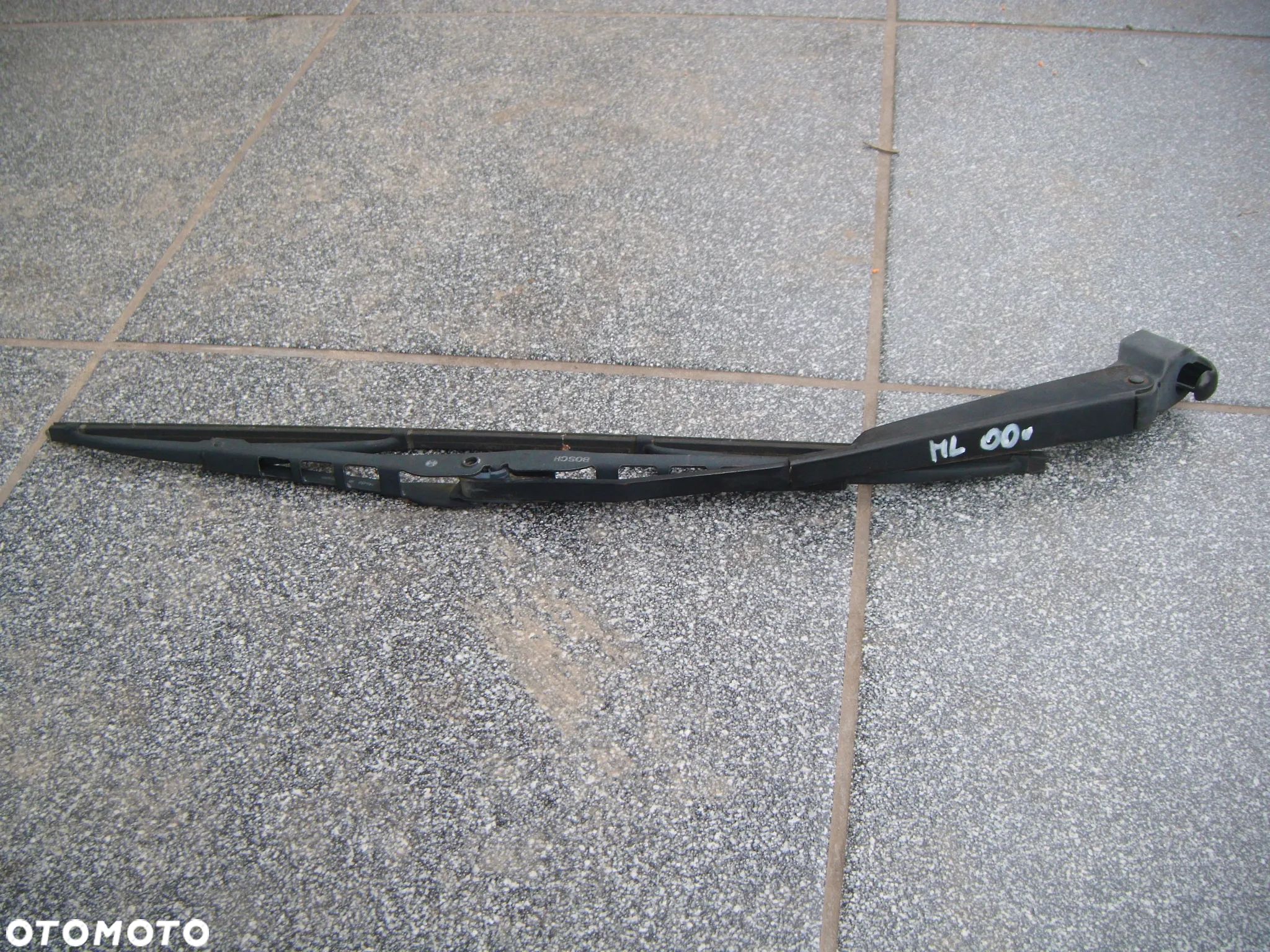 mercedes ML w163 00r ramię wycieraczki tył - 1