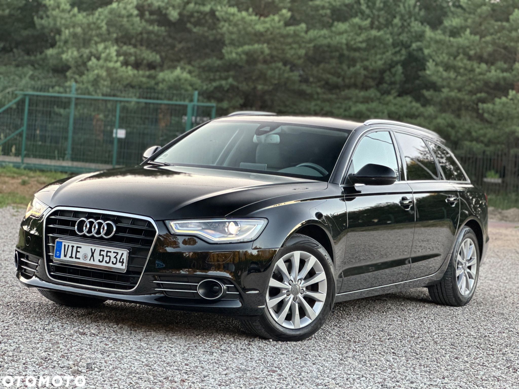 Audi A6 Avant - 1