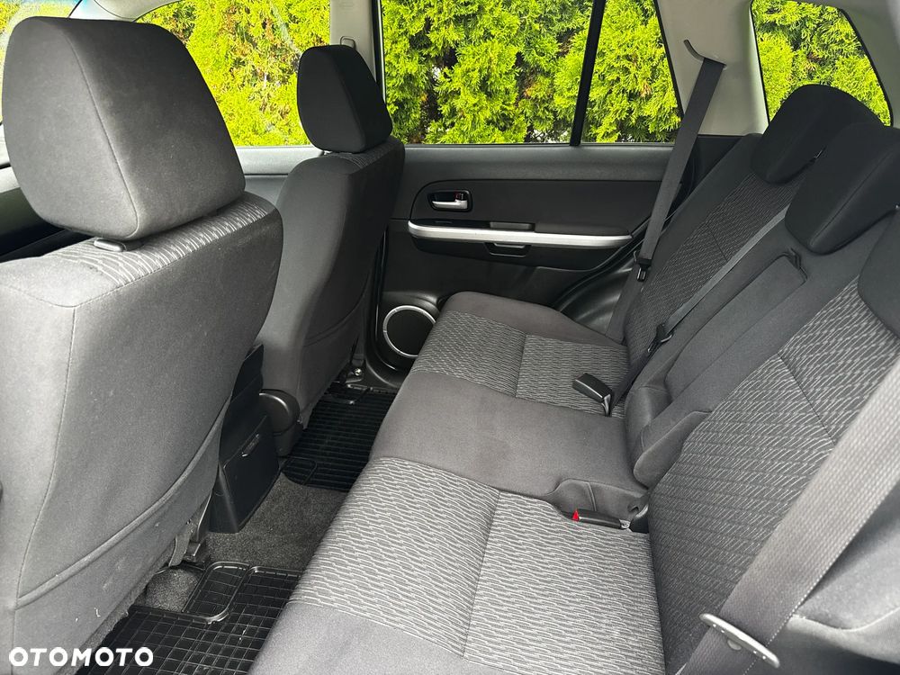 Suzuki Grand Vitara 1.9 DDiS Comfort DPF Limited - 23