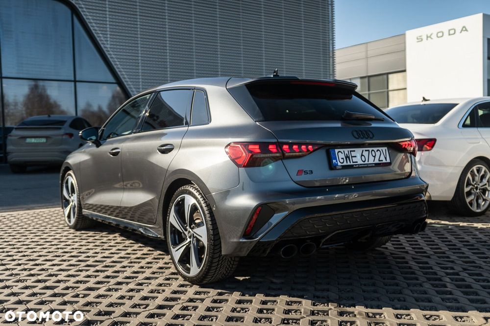 Audi S3 Sportback - 4