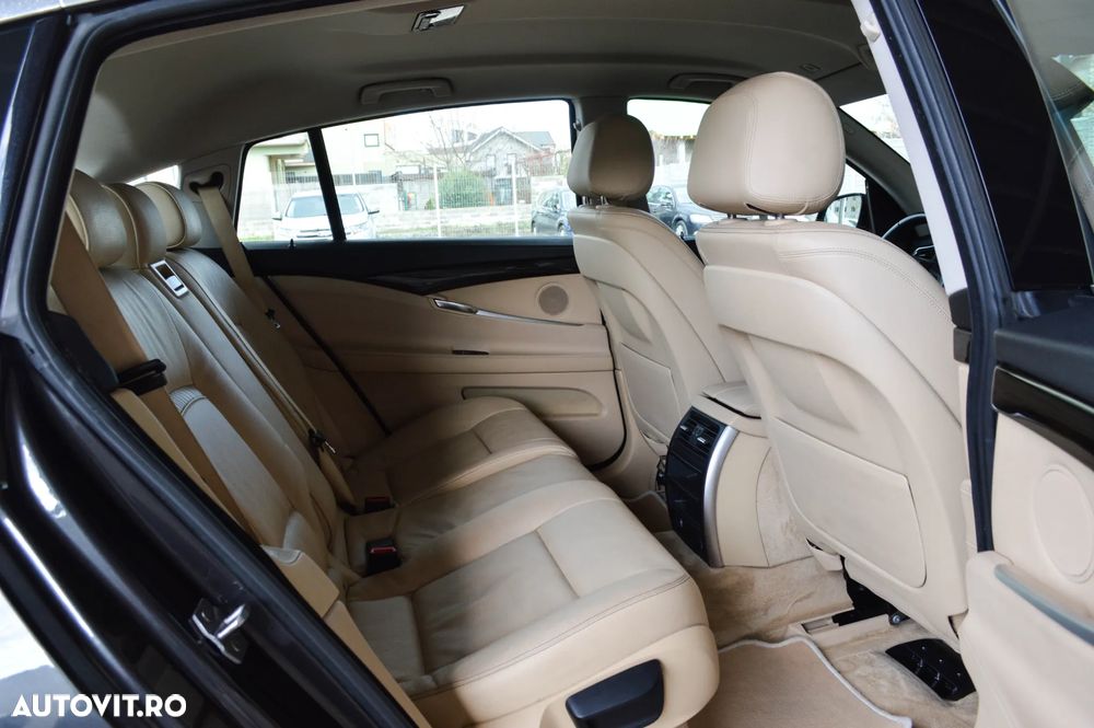 BMW Seria 5 520d Gran Turismo Aut. Luxury Line - 22