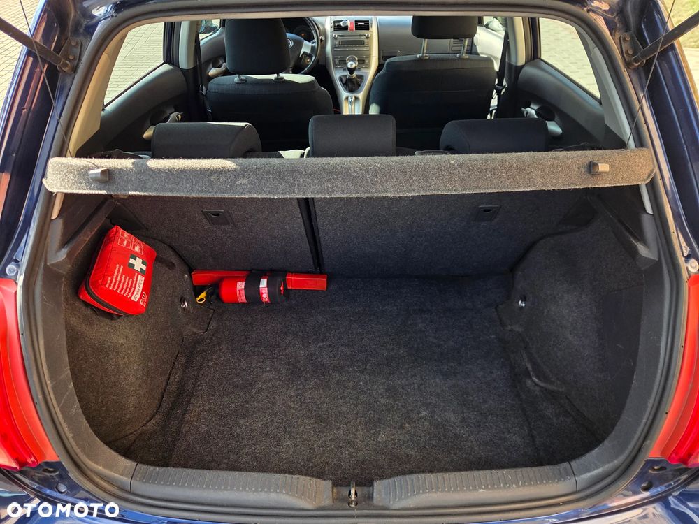 Toyota Auris 1.4 D-4D Luna - 13