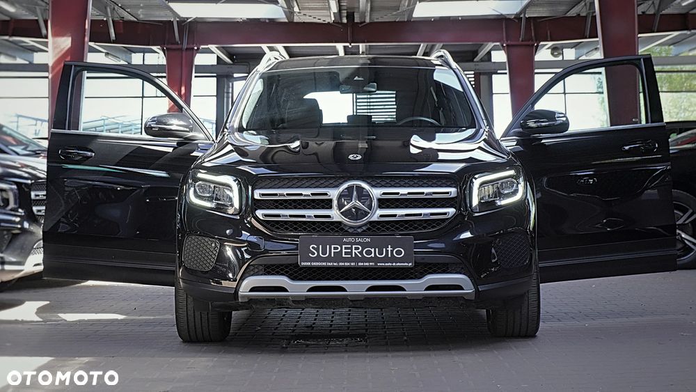 Mercedes-Benz GLB 200 7G-DCT - 4