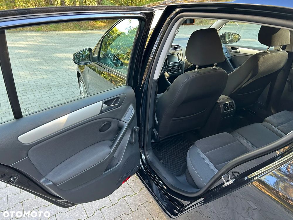 Volkswagen Golf 1.4 TSI Highline - 23