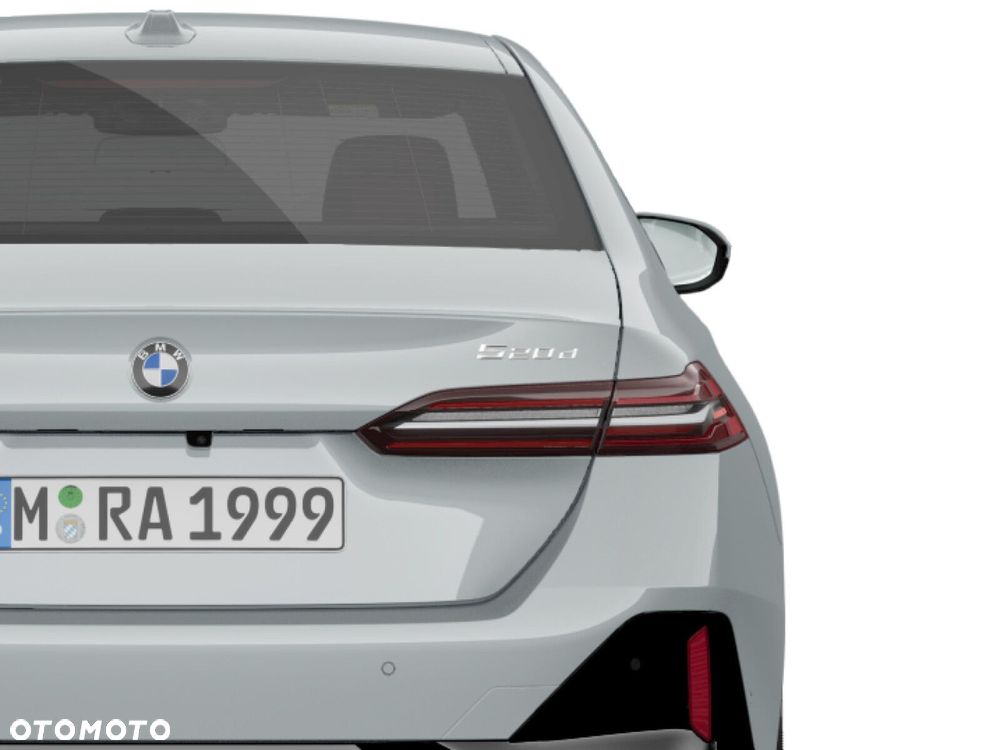 BMW Seria 5 520d xDrive mHEV M Sport - 6
