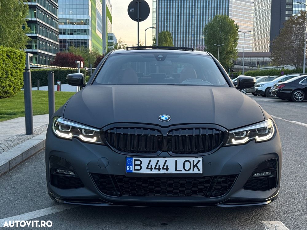 BMW Seria 3 330i AT - 35