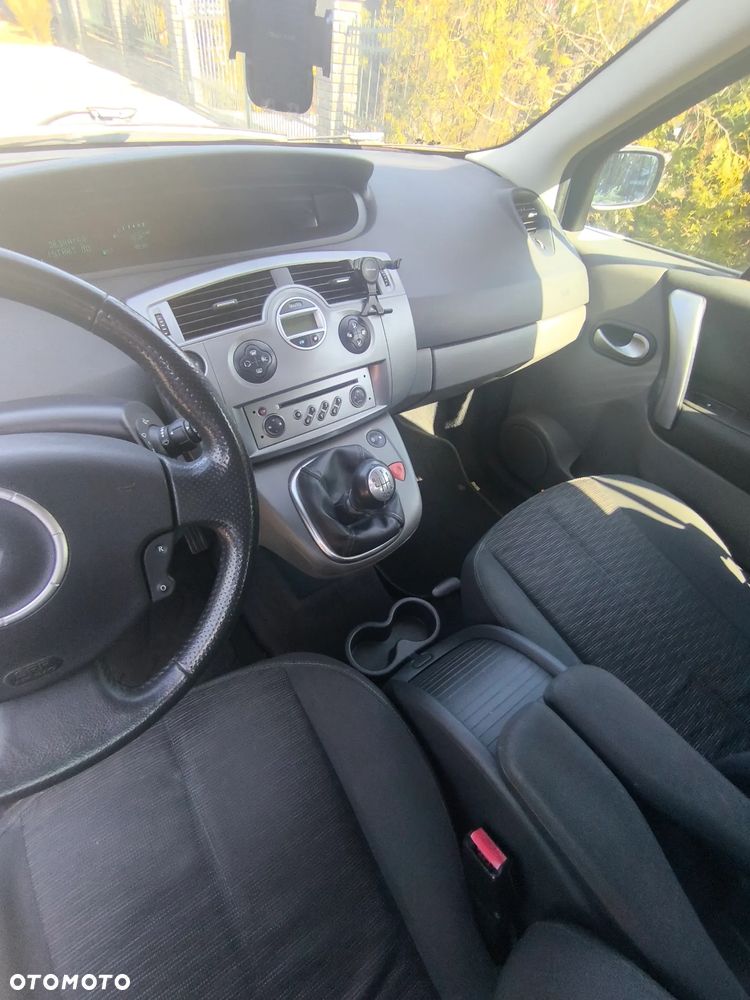 Renault Scenic 1.5 dCi Avantage - 5
