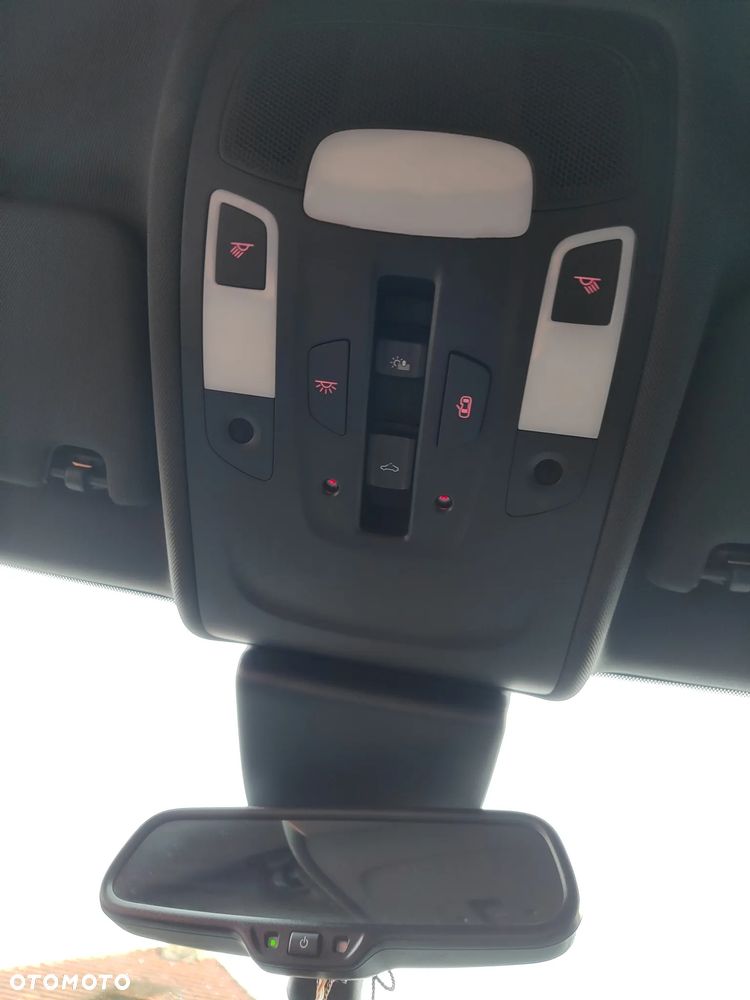 Audi A6 Avant 2.0 TDI DPF multitronic - 11