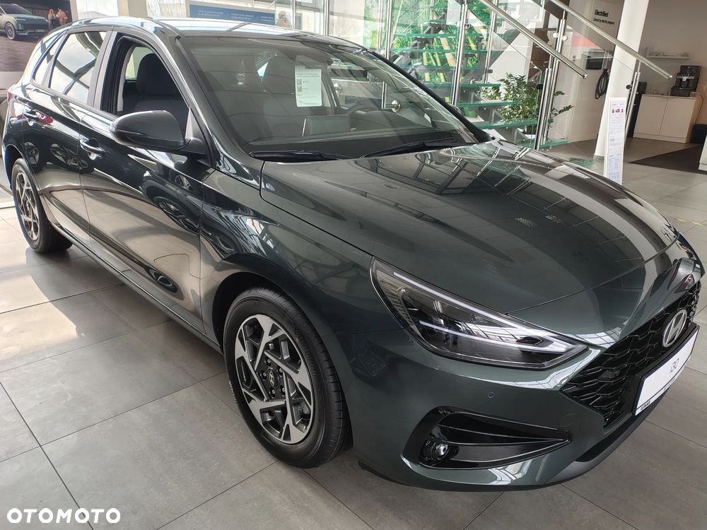 Hyundai i30 1.5 T-GDI 48V Modern DCT - 10