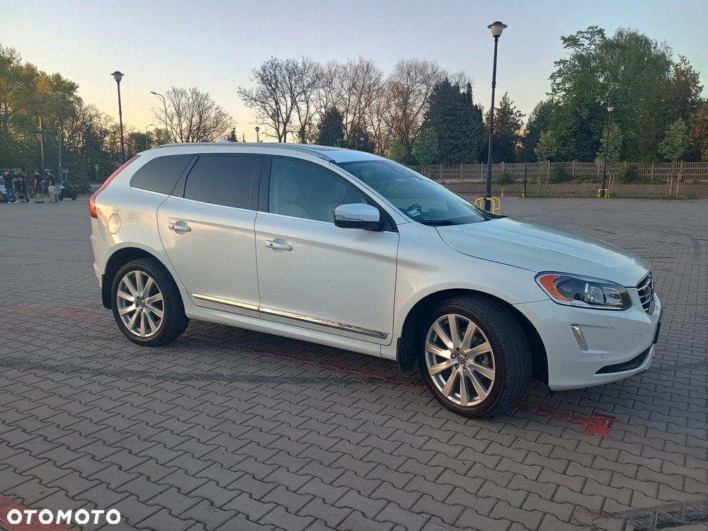 Volvo XC 60 - 6