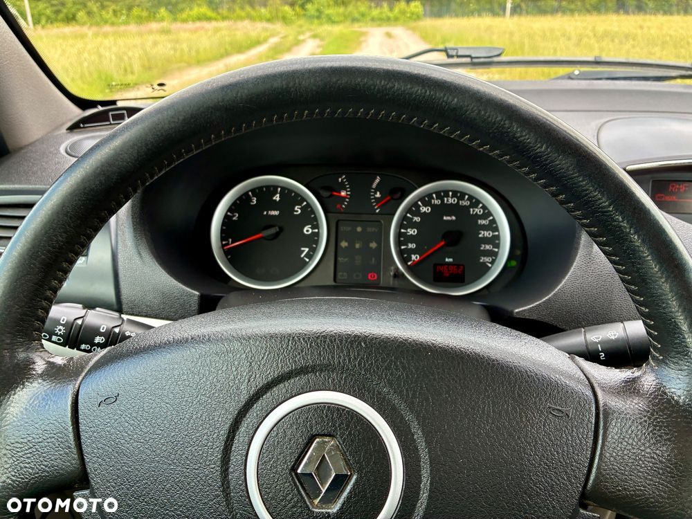 Renault Thalia 1.2 16V All Inclusive Euro5 - 28