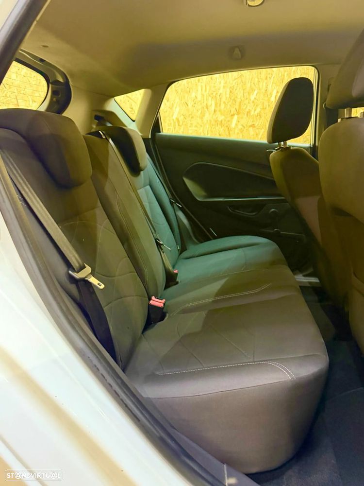 Ford Fiesta 1.5 TDCi Trend - 13