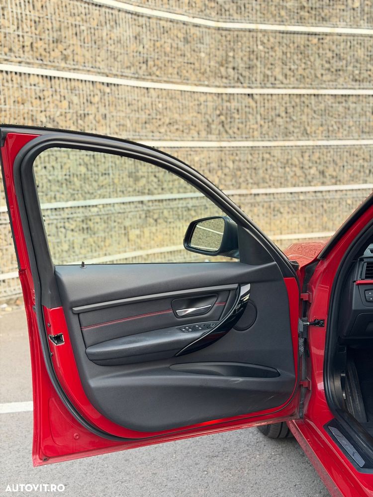BMW Seria 3 320d Aut. Sport Line - 19