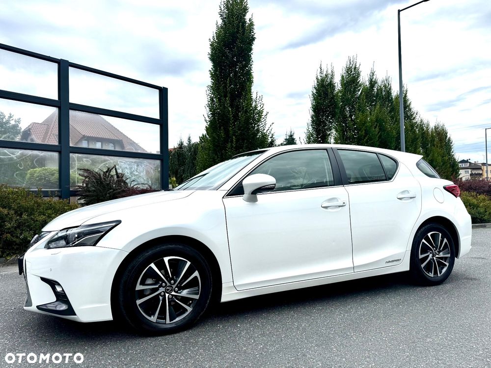 Lexus CT 200h Elegance - 1