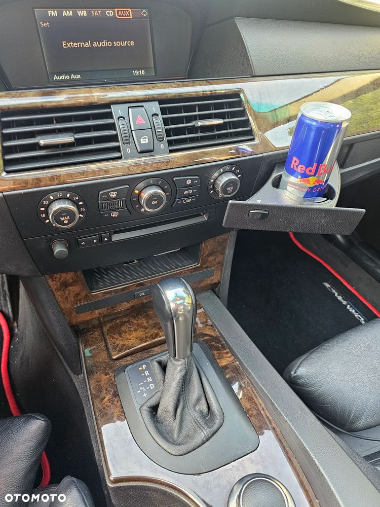 BMW Seria 5 525i - 16