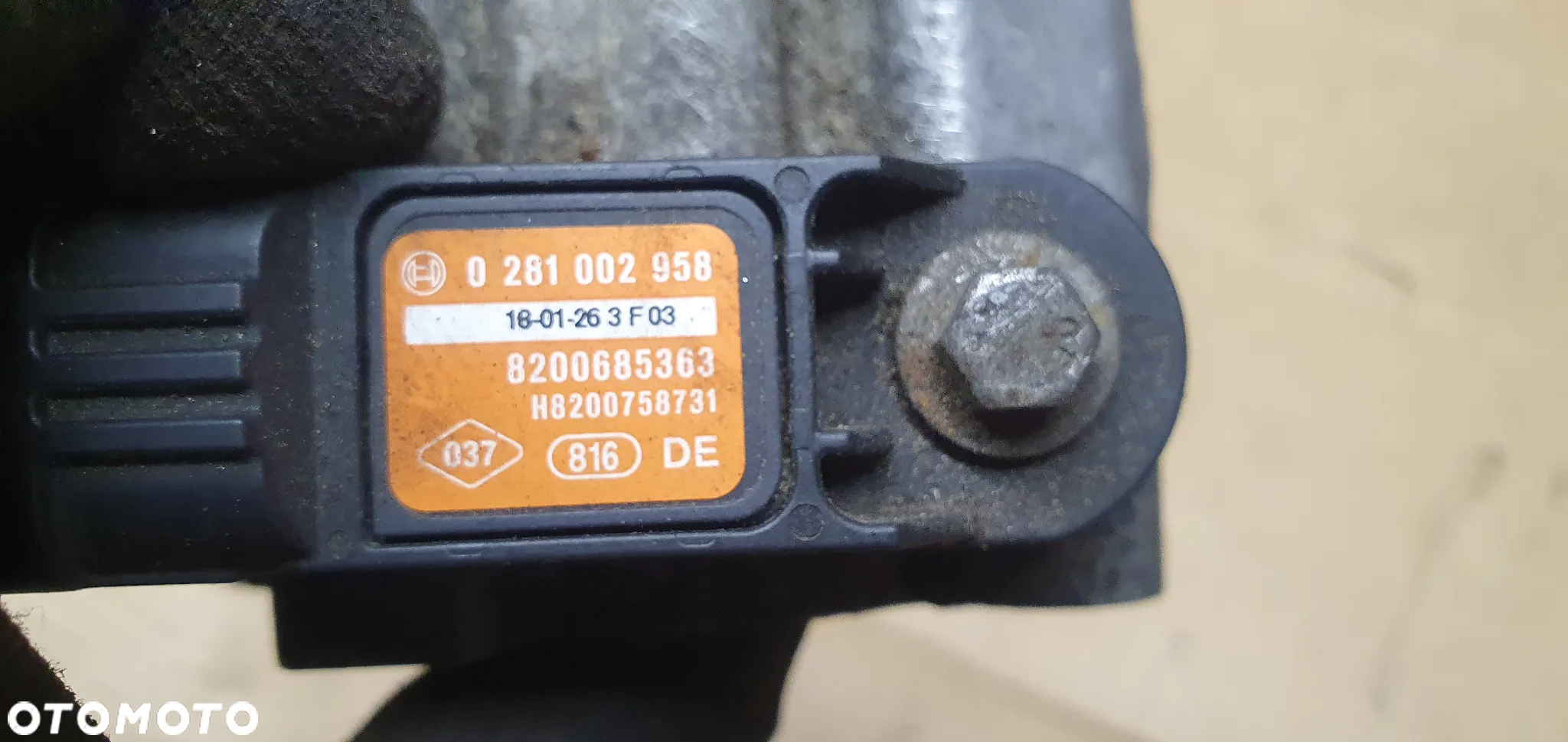 Czujnik ciśnienia MAP sensor konwerter Renault Laguna III 2.0 DCI 8200598021 8200685363 - 4