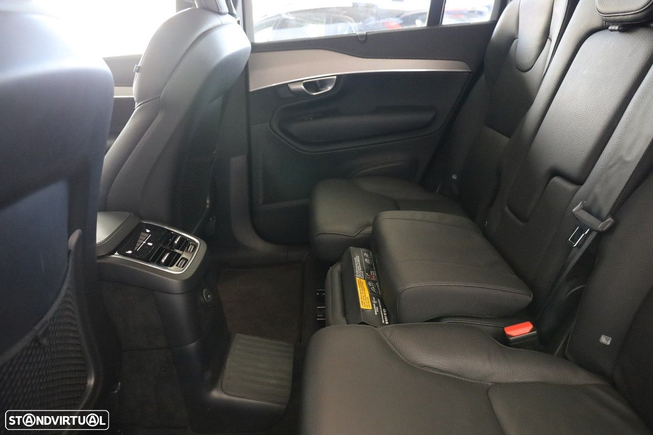 Volvo XC 90 2.0 T8 PHEV Plus Dark AWD - 19