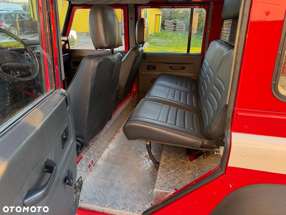 Land Rover Defender 2.5 TDI - 5