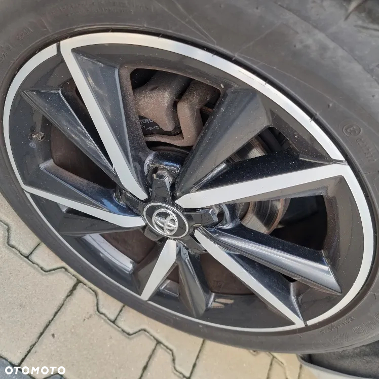Toyota Auris 1.6 D-4D Dynamic - 19