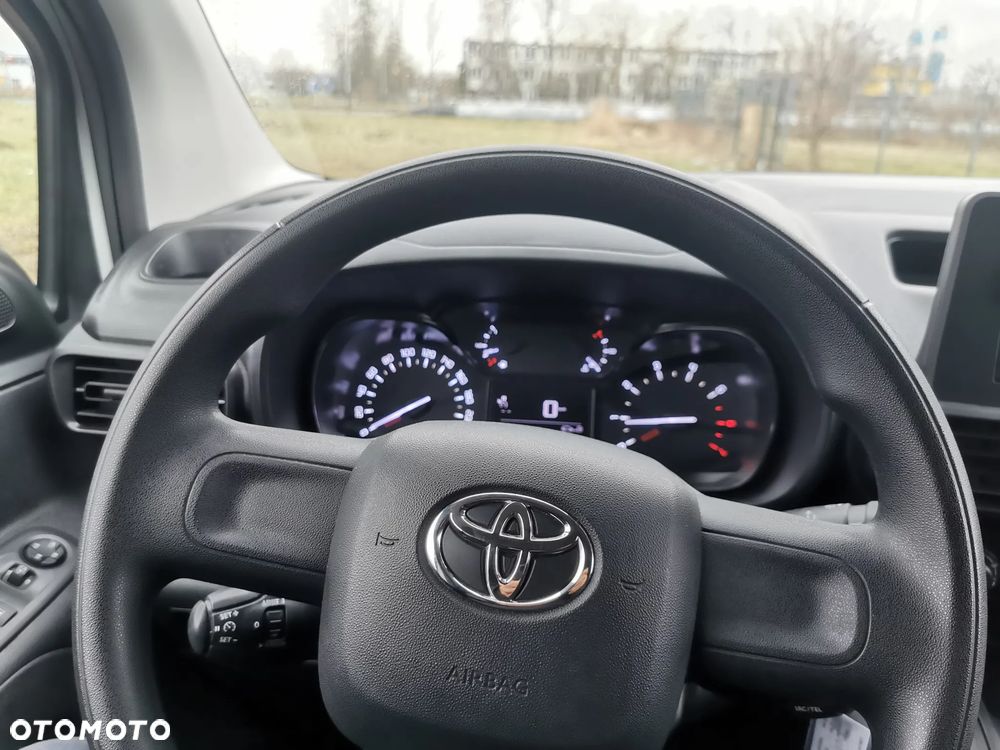 Toyota PROACE CITY - 17