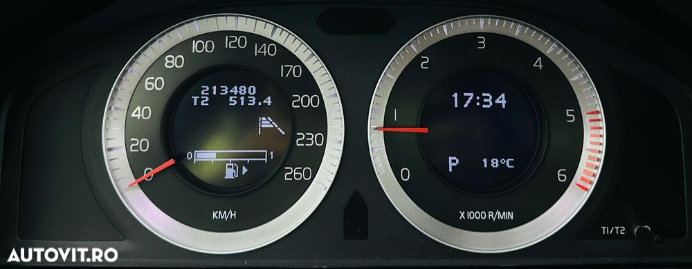 Volvo V60 D4 Geartronic Momentum - 29