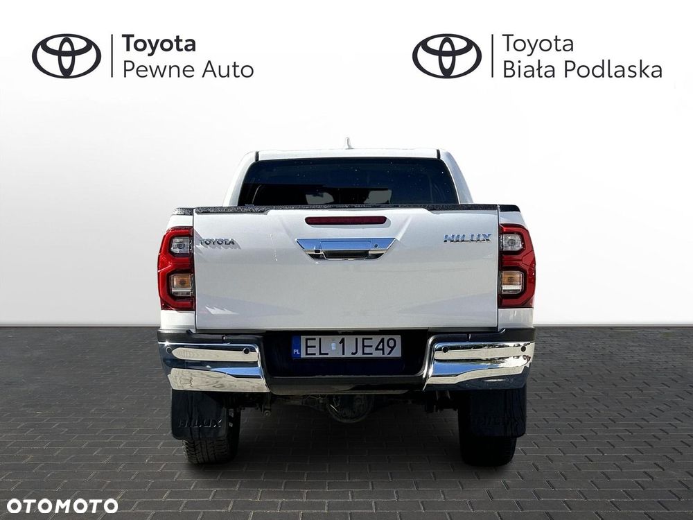 Toyota Hilux 2.8 D-4D Double Cab SR5 4x4 - 4
