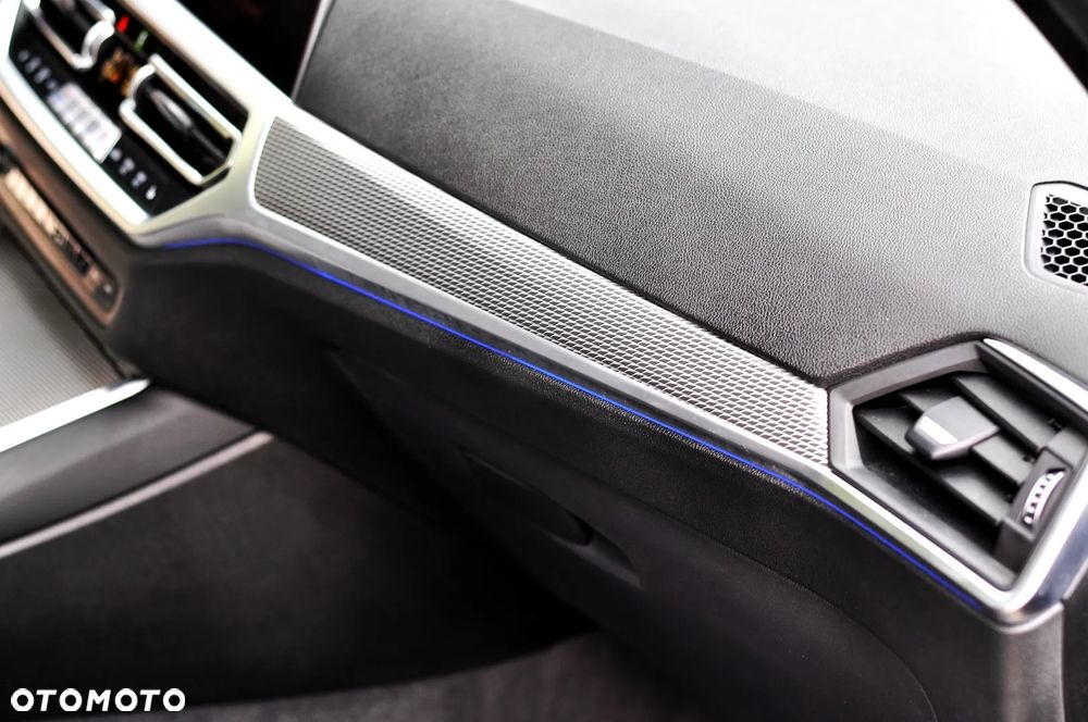BMW Seria 3 320d M Sport sport - 33