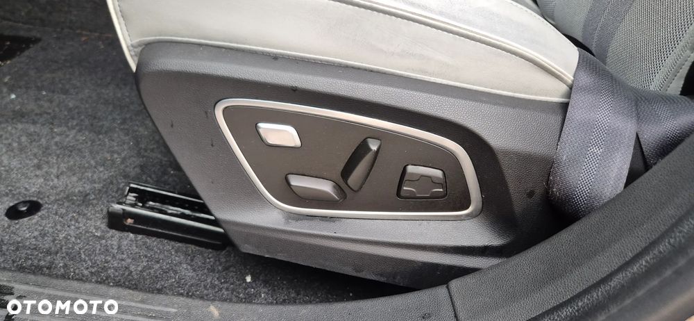 Renault Scenic EV87 Techno - 27