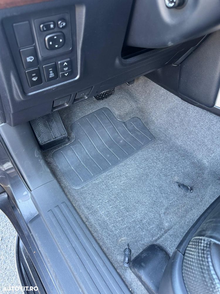 Toyota Land Cruiser 3.0l Turbo D-4D A/T Luxury - 16