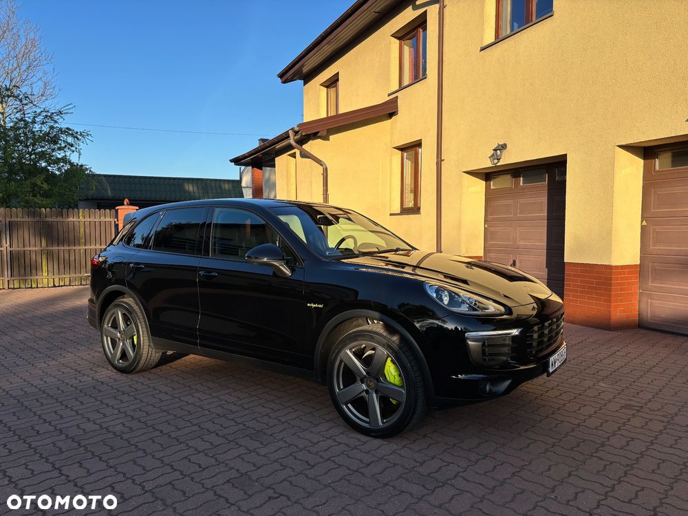 Porsche Cayenne ver-s-hybrid - 27