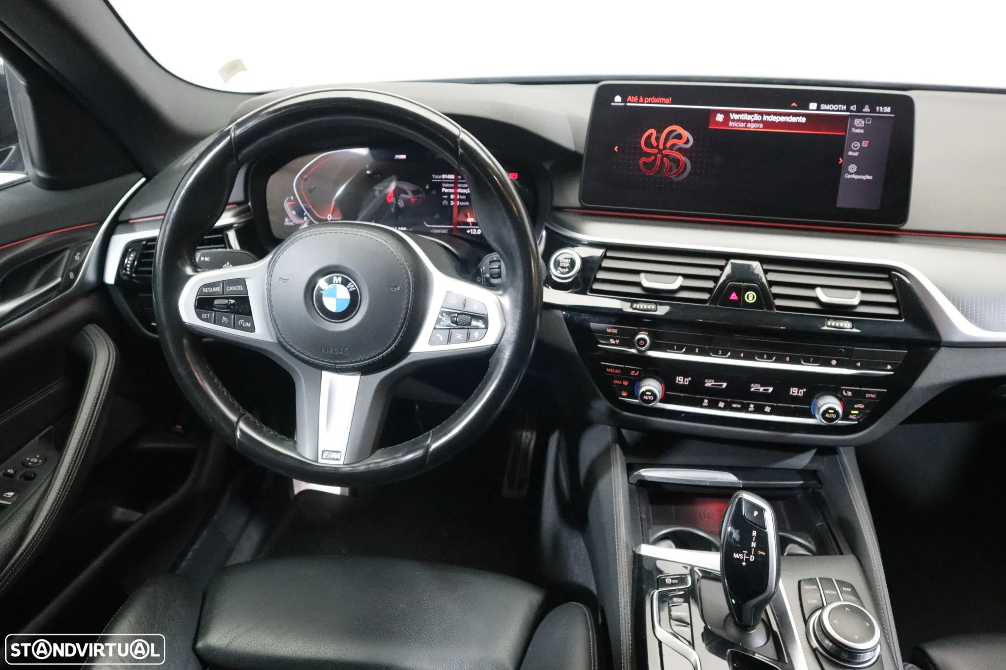 BMW 520 d Pack Desportivo M Auto - 11