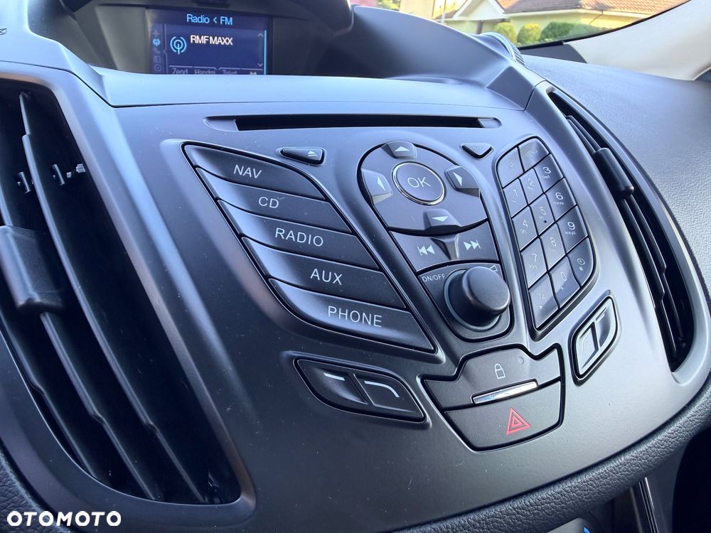 Ford Kuga 2.0 TDCi 4x4 Trend - 34